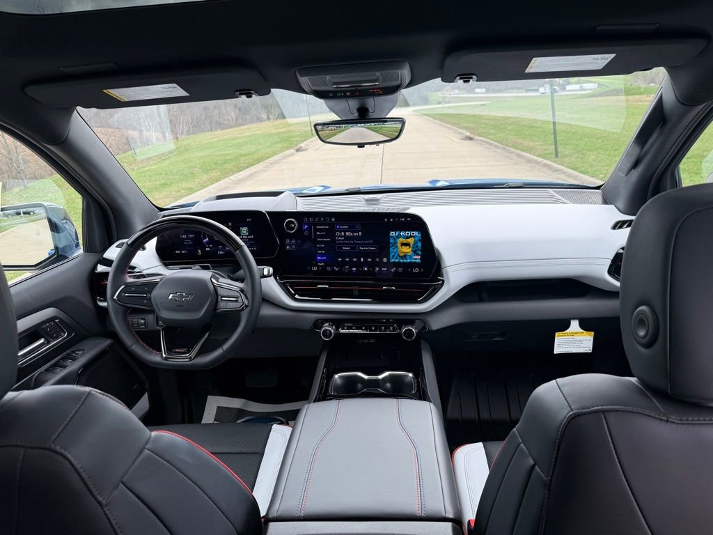 Used 2025 Chevrolet Silverado EV RST image 22