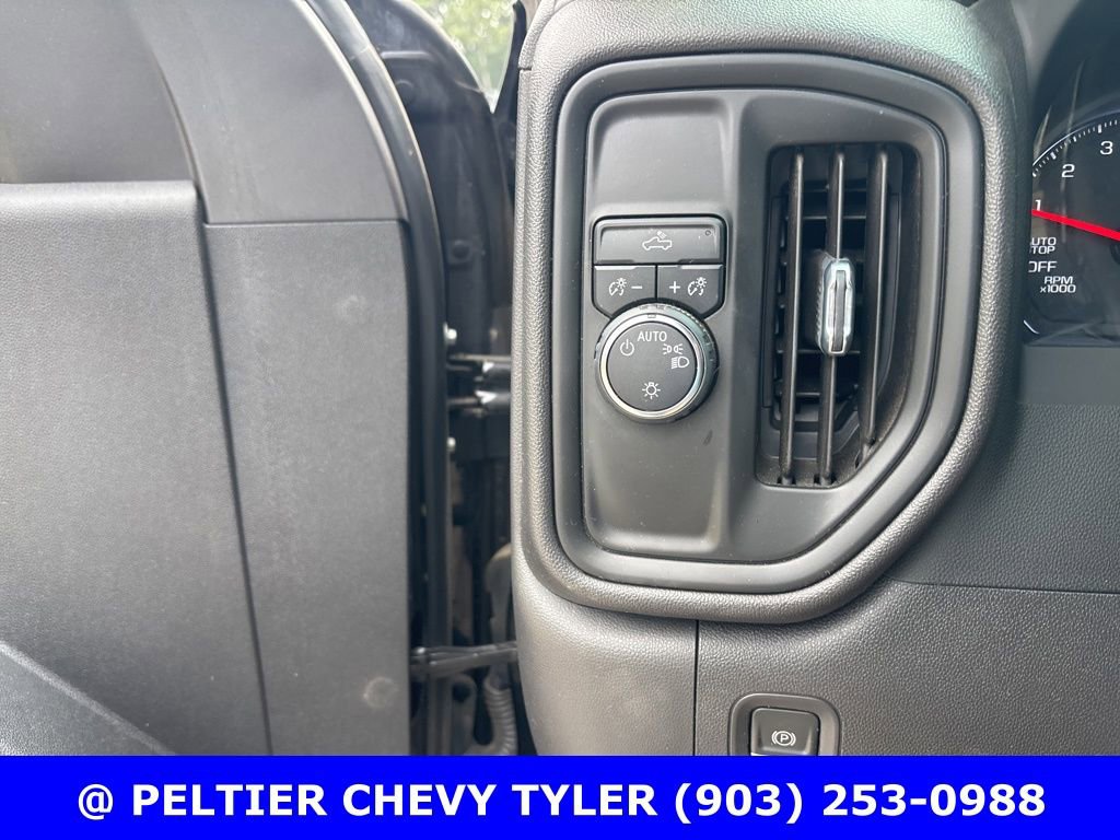 Used 2023 Chevrolet Silverado 1500 Custom RWD image 12