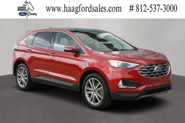 Certified 2022 Ford Edge Titanium w/ Class II Trailer Tow Package image 1