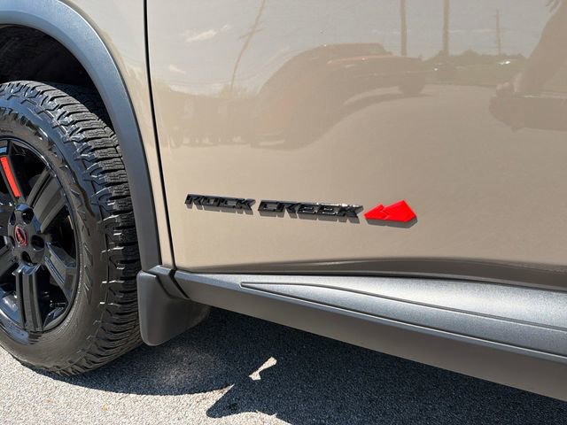 Used 2025 Nissan Rogue SV image 43