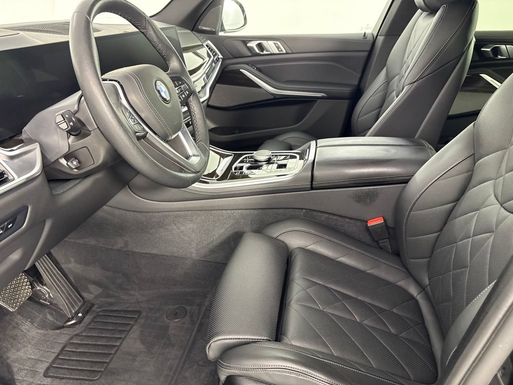 Certified 2024 BMW X5 xDrive40i w/ Premium Package AWD/4WD image 13