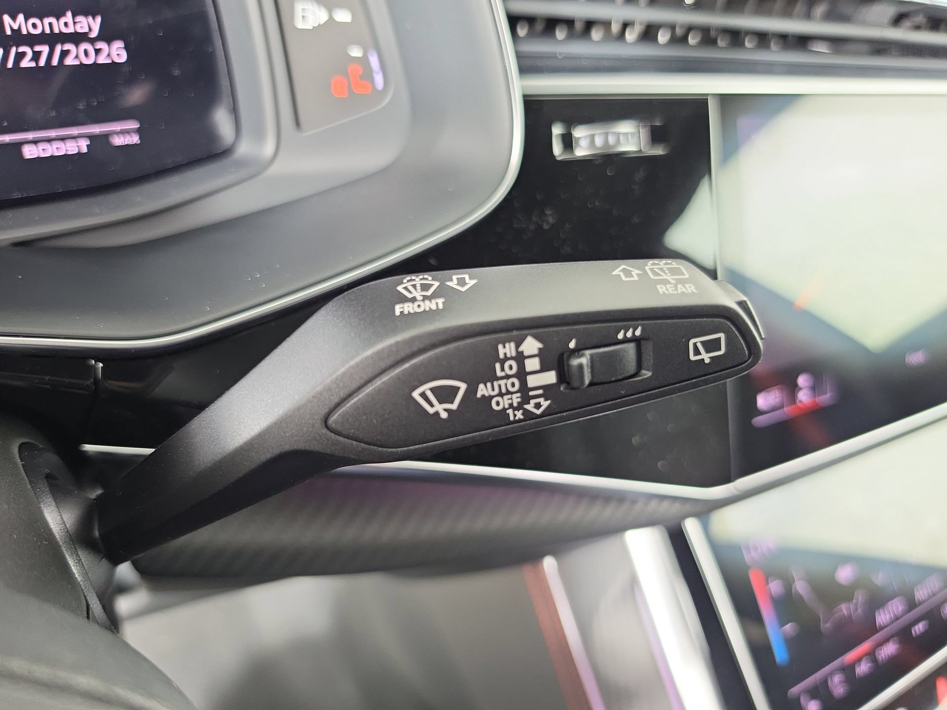 New 2026 Audi SQ8 Prestige AWD/4WD image 21