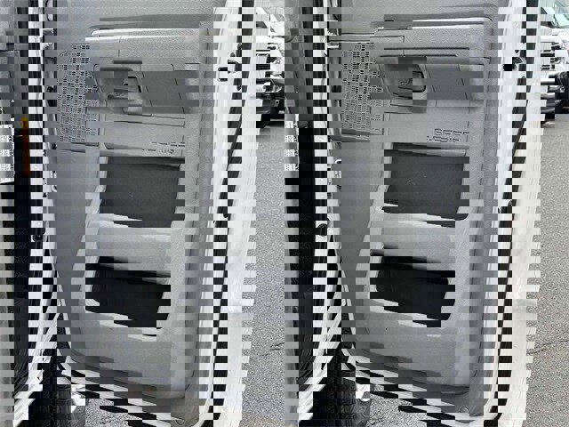 New 2025 Ford E-350 and Econoline 350 Super Duty w/ Driver's Safety Package image 28