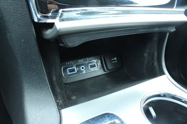 Used 2021 Jeep Grand Cherokee Overland w/ Protech Group AWD/4WD image 19