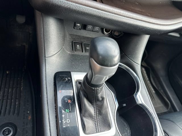 Used 2019 Toyota Highlander XLE AWD/4WD image 35