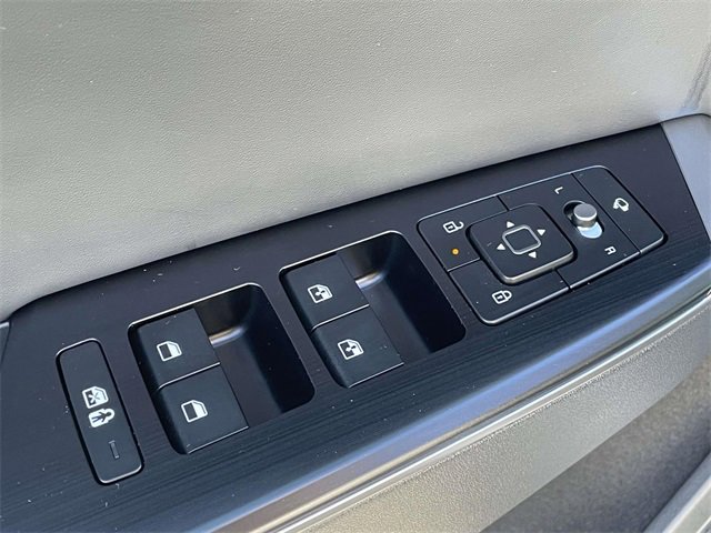 New 2025 Kia EV6 Wind image 24