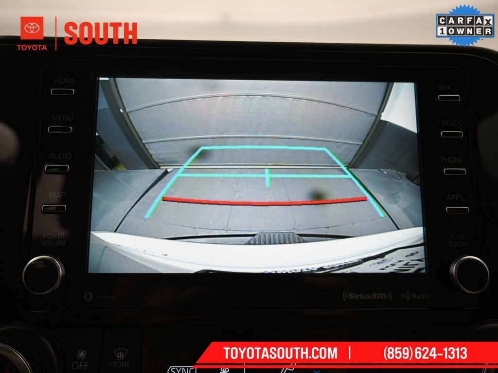 Used 2022 Toyota Highlander XLE image 17