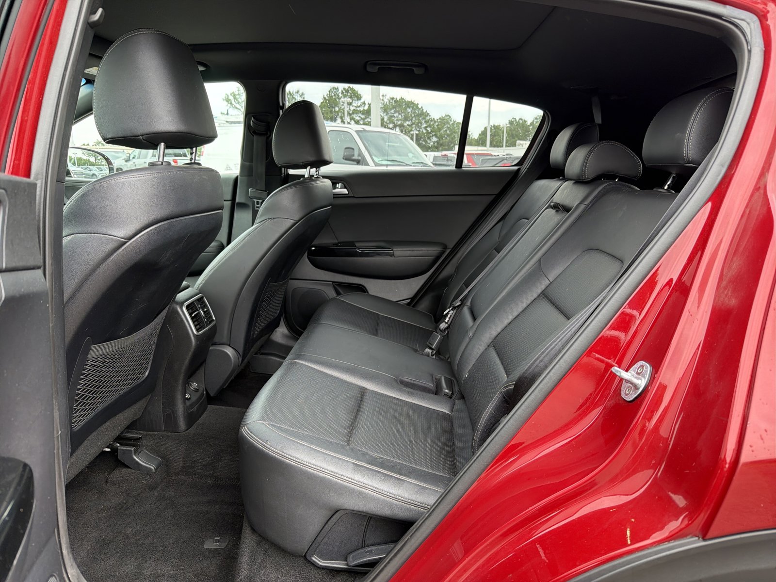 Used 2020 Kia Sportage S w/ S Premium Package AWD/4WD image 35