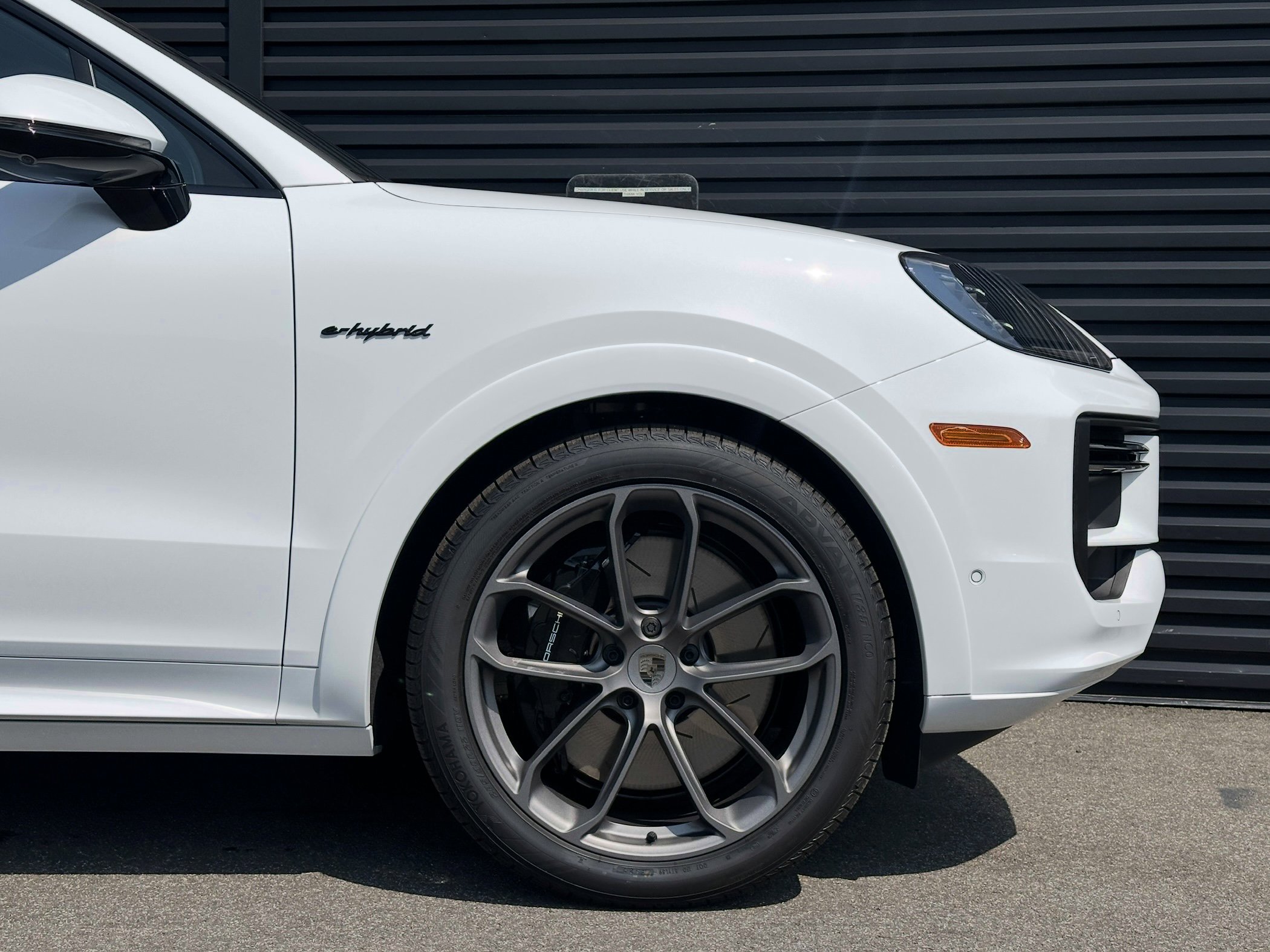 New 2025 Porsche Cayenne Turbo image 12