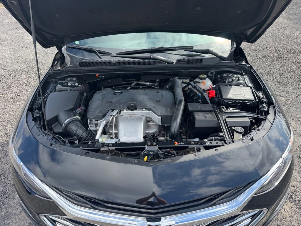 Used 2022 Chevrolet Malibu Premier image 28