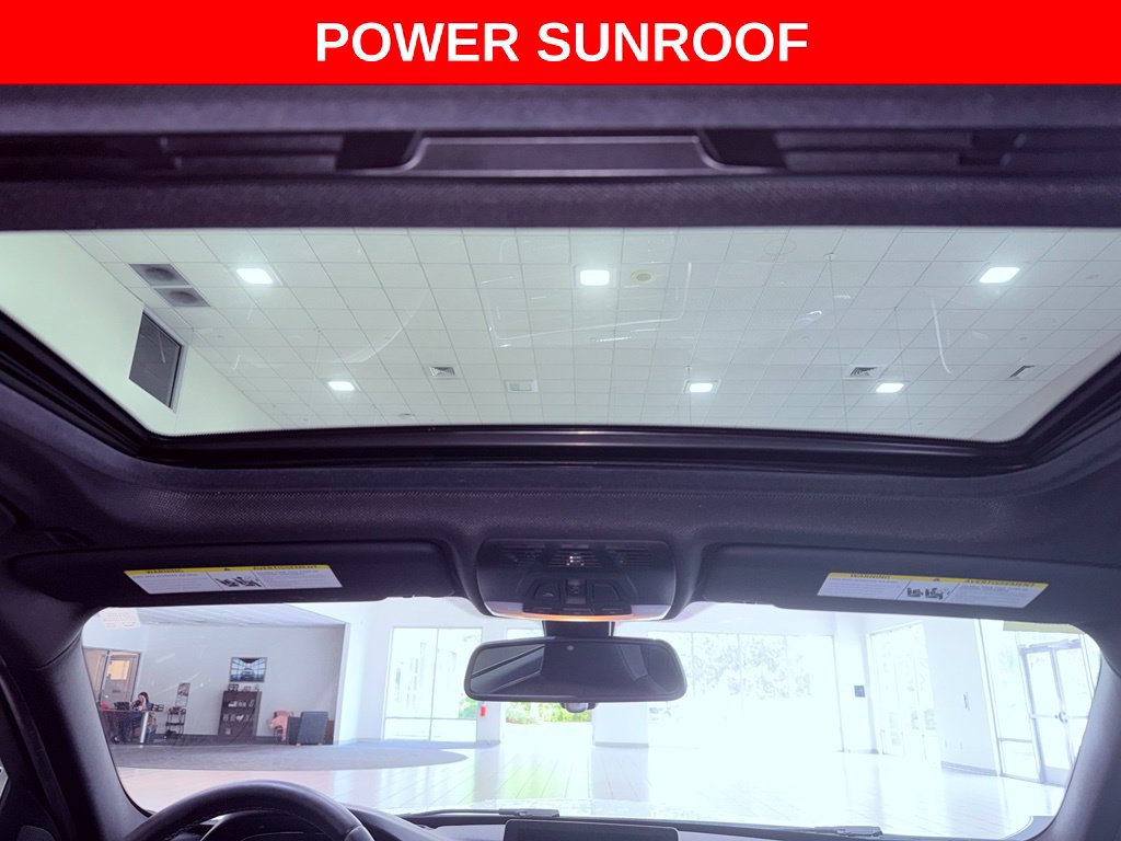 Used 2018 BMW M3 RWD image 7