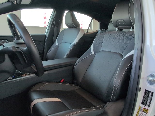 Used 2025 Toyota Camry SE image 12