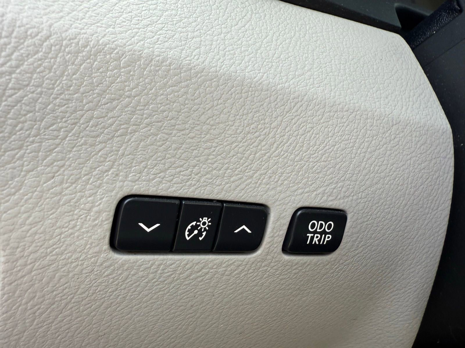 Used 2012 Lexus RX 450h AWD w/ Premium Pkg image 24