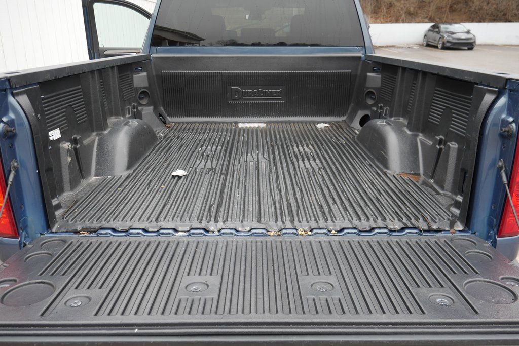 Used 2025 Chevrolet Silverado 2500 LT w/ Convenience Package image 26