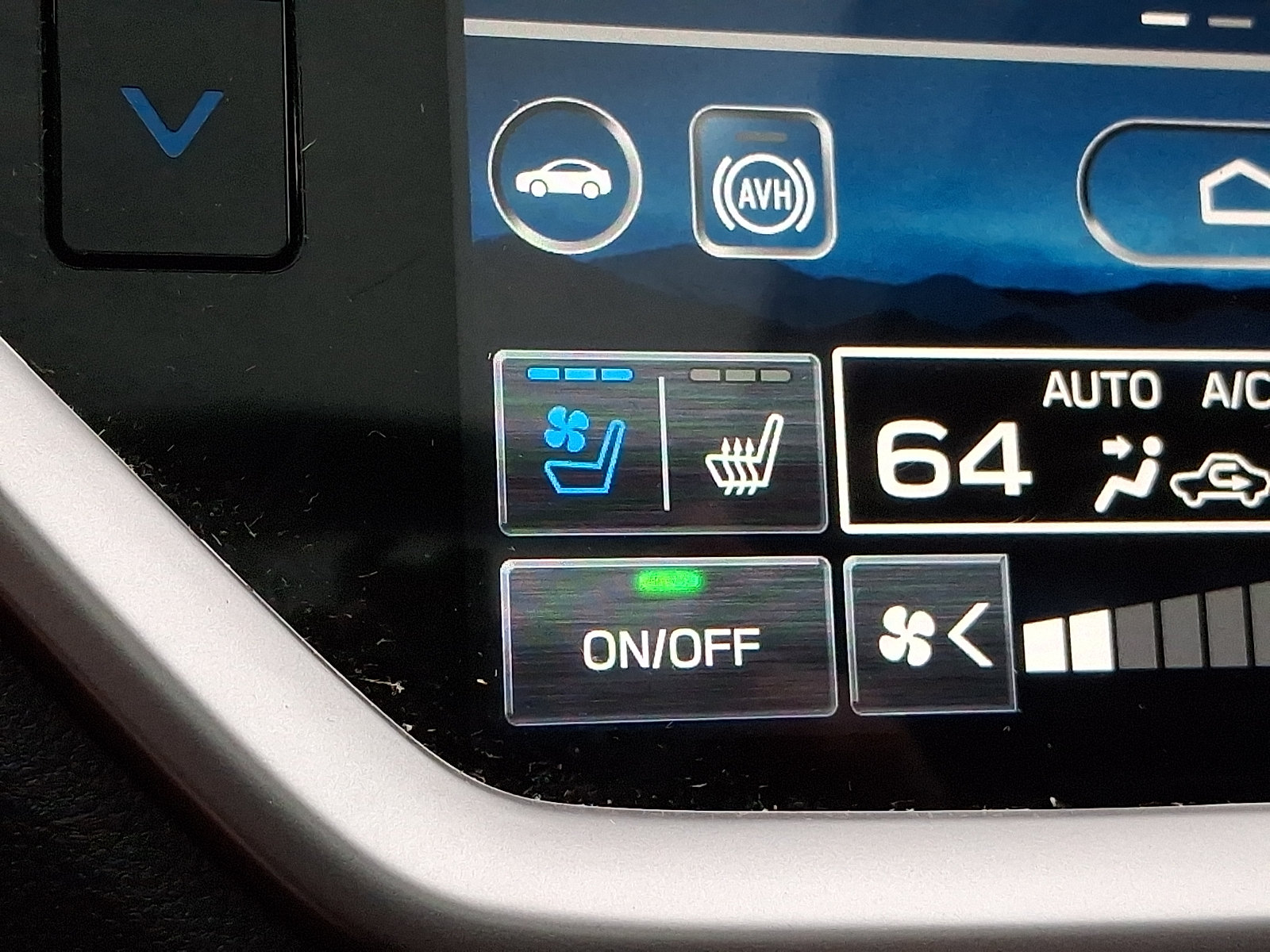 Used 2023 Subaru Ascent Touring AWD/4WD image 25