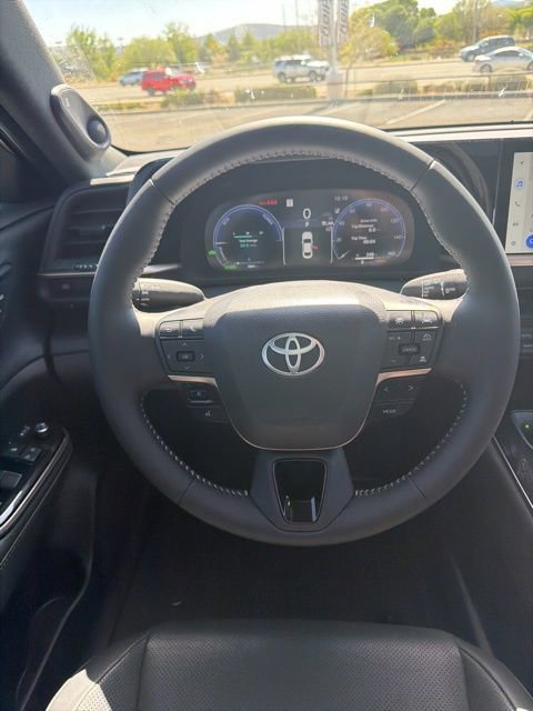 Used 2026 Toyota Crown Limited image 6