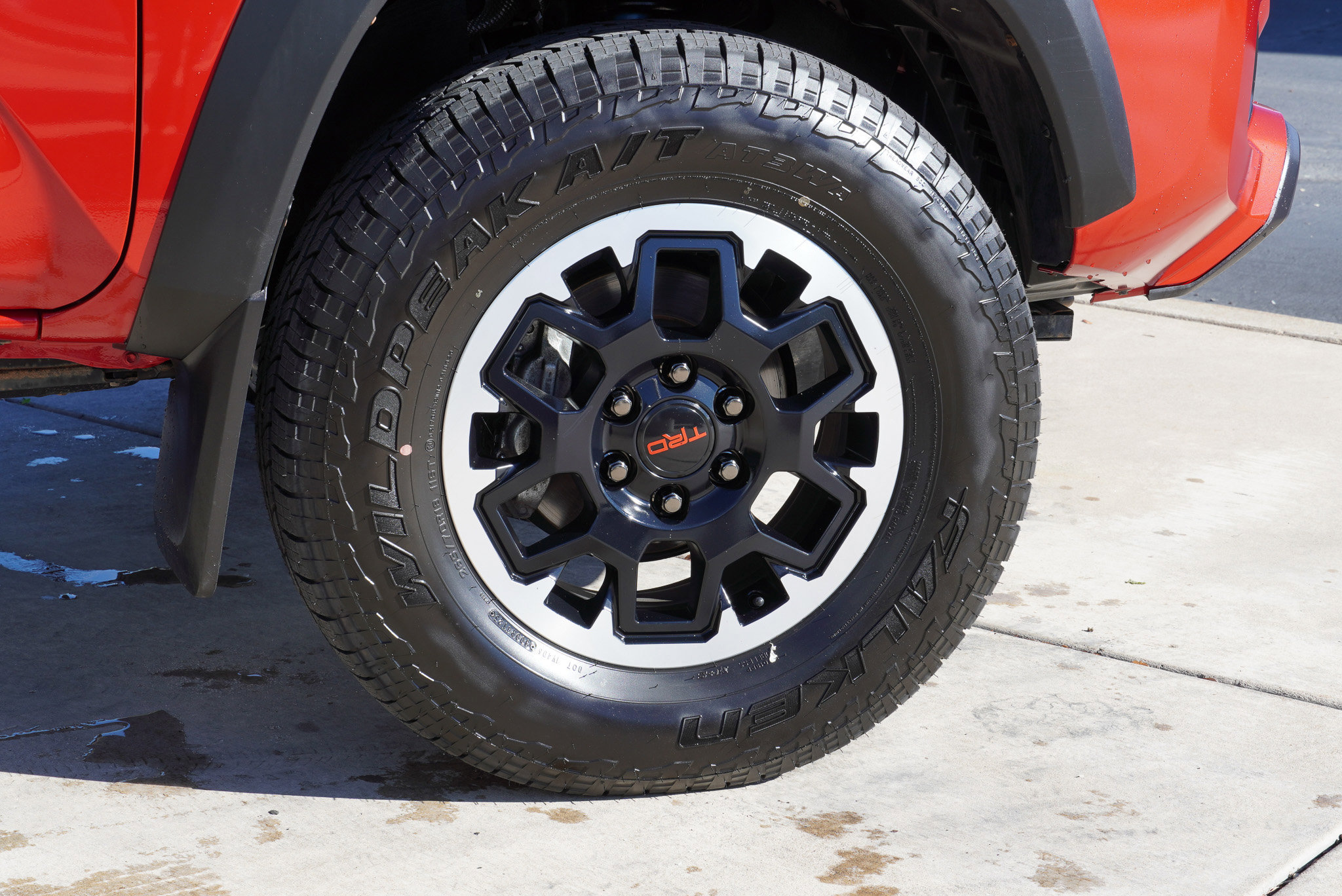 Used 2021 Toyota Tacoma TRD Off-Road w/ Technology Package image 10