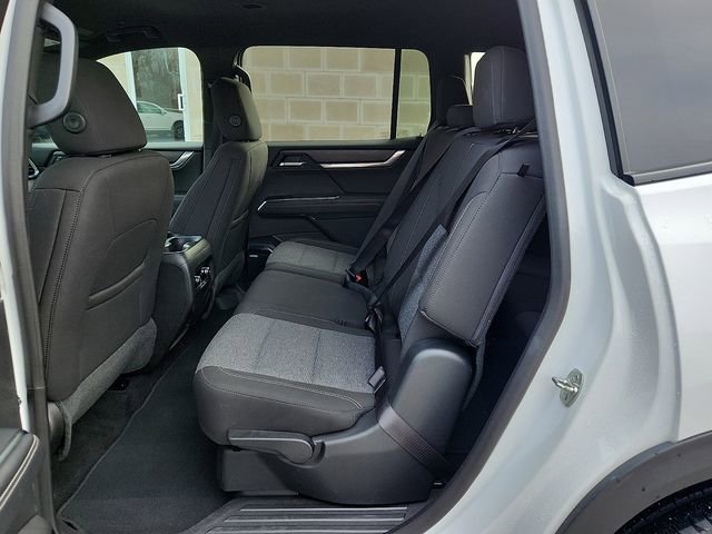 Certified 2025 GMC Acadia Elevation image 10