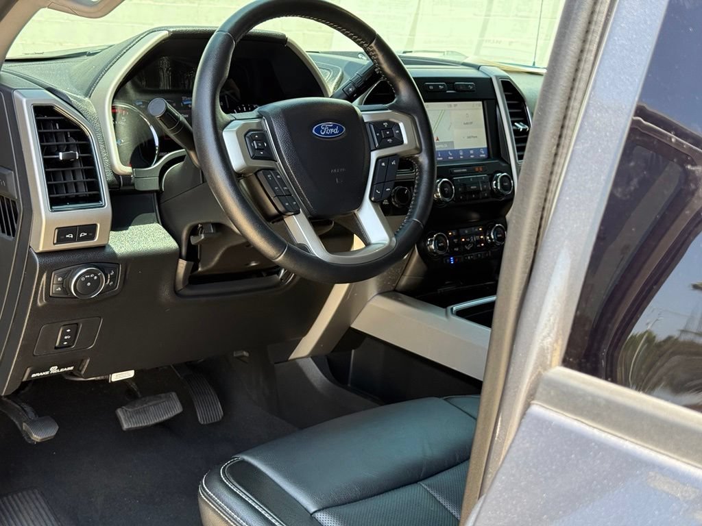 Used 2021 Ford F250 Lariat w/ Lariat Value Package AWD/4WD image 6