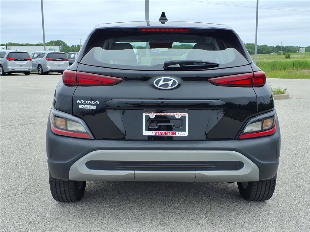 Used 2022 Hyundai Kona SE FWD image 23