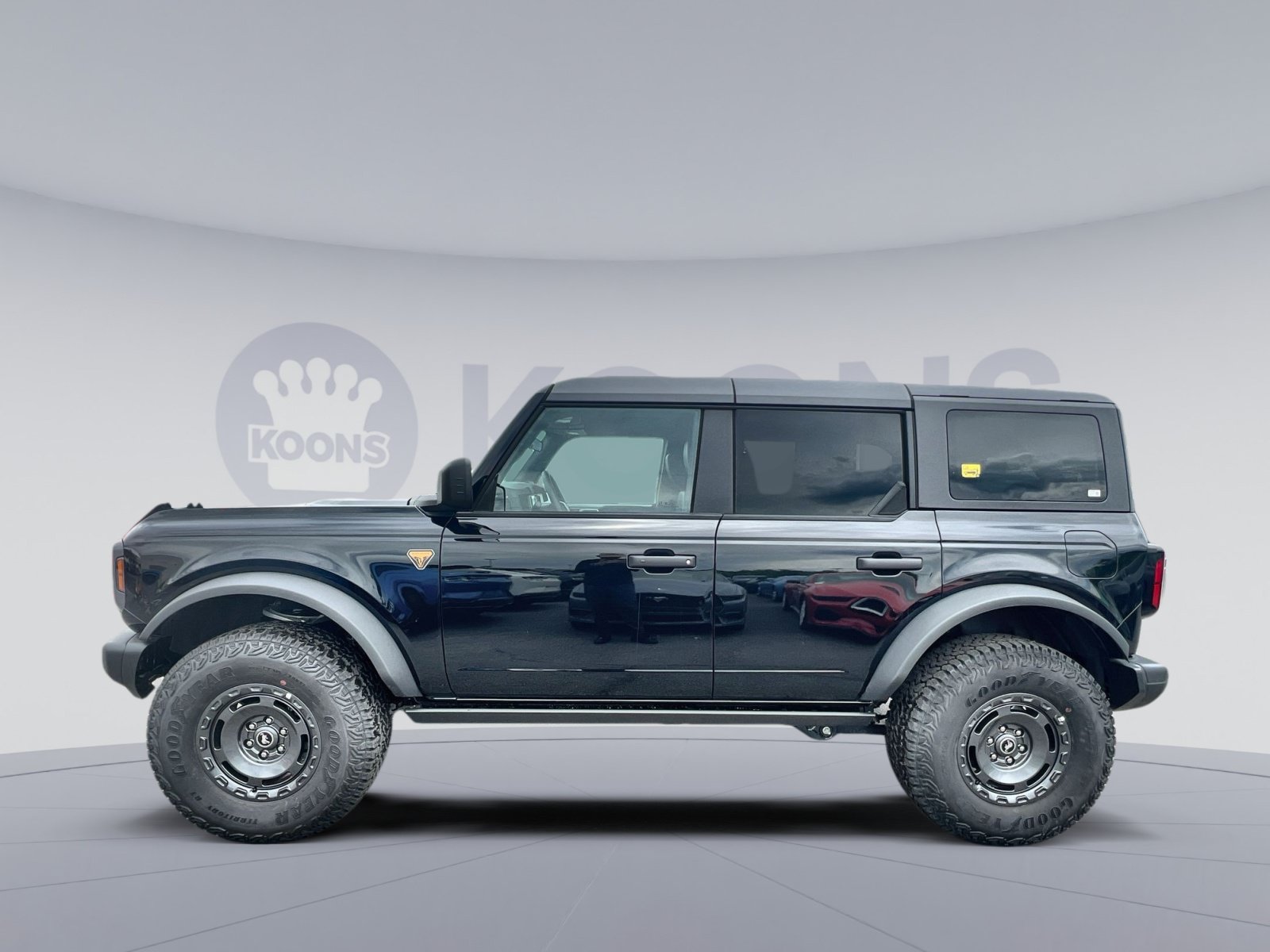 New 2025 Ford Bronco Badlands w/ Sasquatch Package AWD/4WD image 7