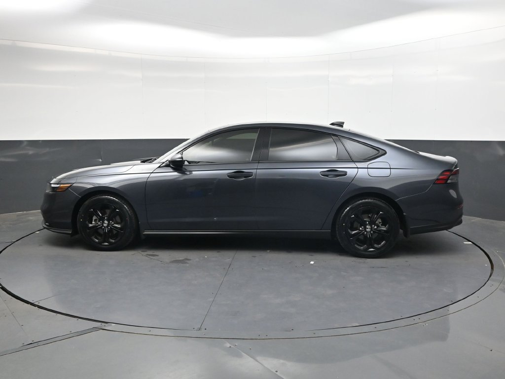 Certified 2025 Honda Accord SE image 7