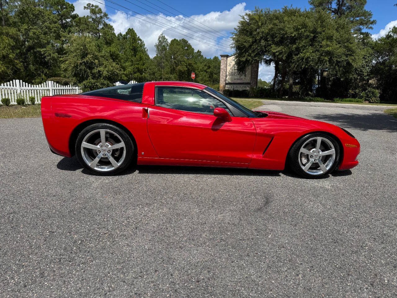 Used 2008 Chevrolet Corvette Coupe w/ Preferred Equipment Group RWD image 7