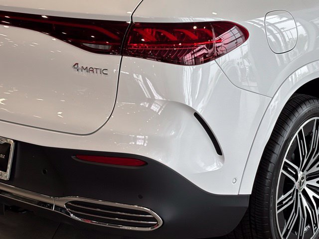 New 2026 Mercedes-Benz EQE 320 4MATIC SUV image 5