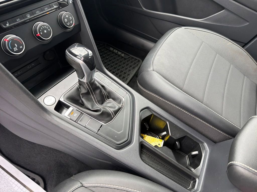 Used 2022 Volkswagen Taos SE image 24