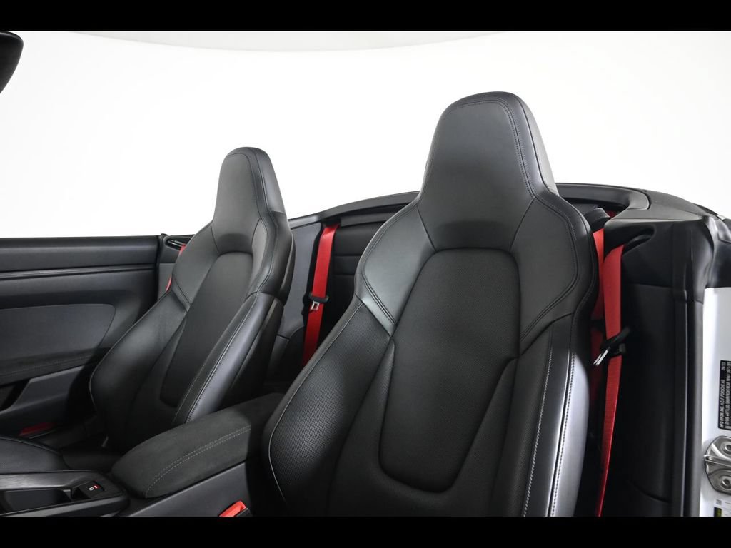Certified 2023 Porsche 911 Carrera GTS RWD image 5