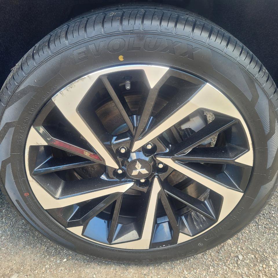 Used 2022 Mitsubishi Outlander SEL AWD/4WD image 48