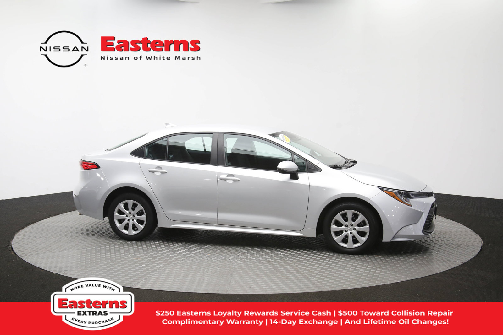 Used 2023 Toyota Corolla LE FWD image 46
