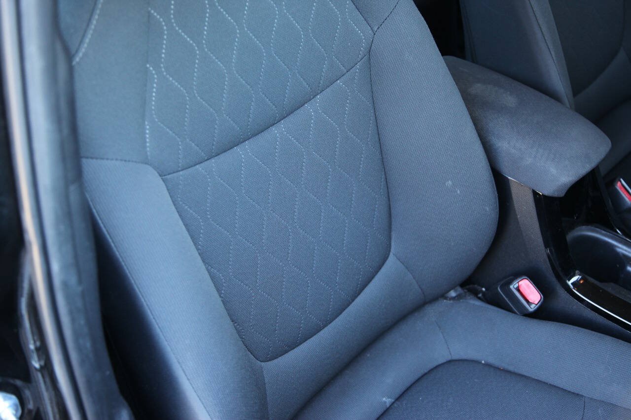 Used 2021 Toyota Corolla LE FWD image 52