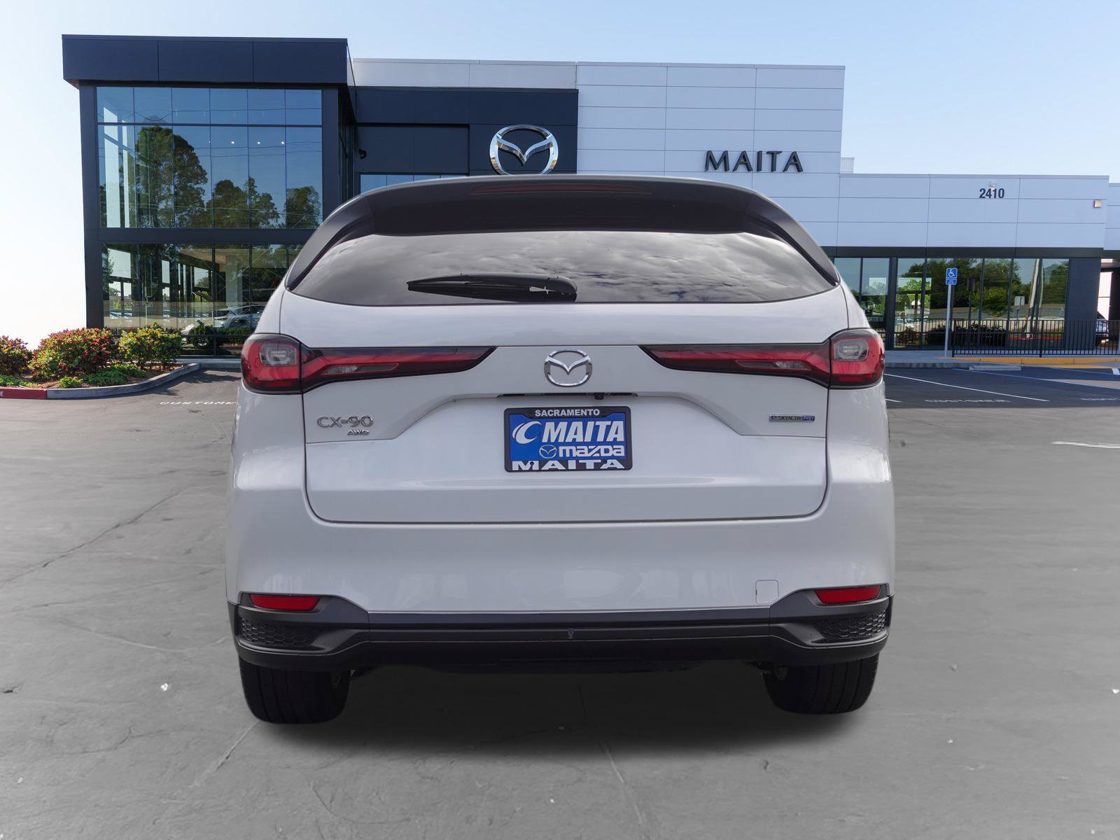 Certified 2024 MAZDA CX-90 Plug-In Hybrid w/ Preferred AWD/4WD image 5