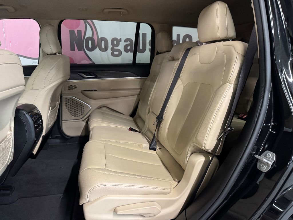 Used 2021 Jeep Grand Cherokee L Limited image 21