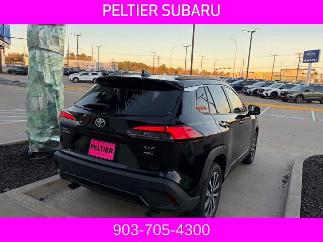 Used 2022 Toyota Corolla Cross XLE image 15