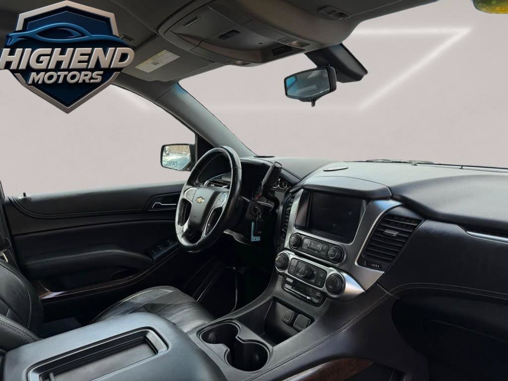 Used 2016 Chevrolet Suburban LS RWD image 18