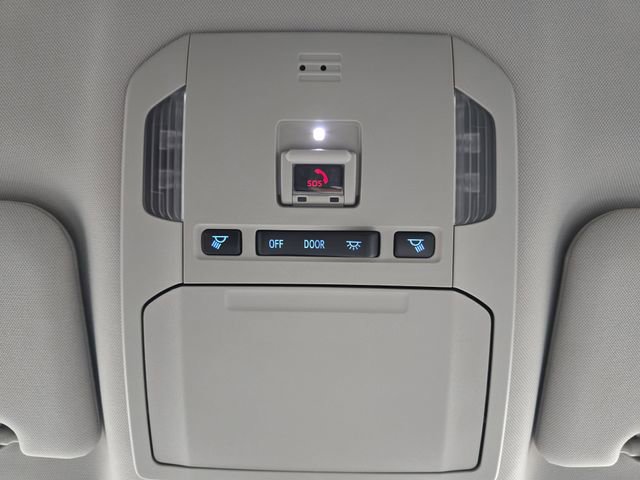 Used 2022 Toyota Highlander L image 35