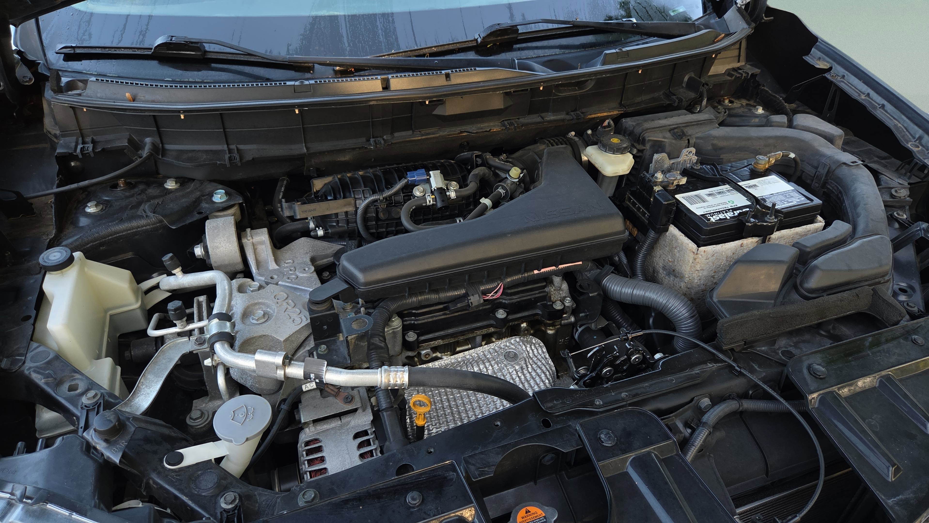 Used 2015 Nissan Rogue SV image 21