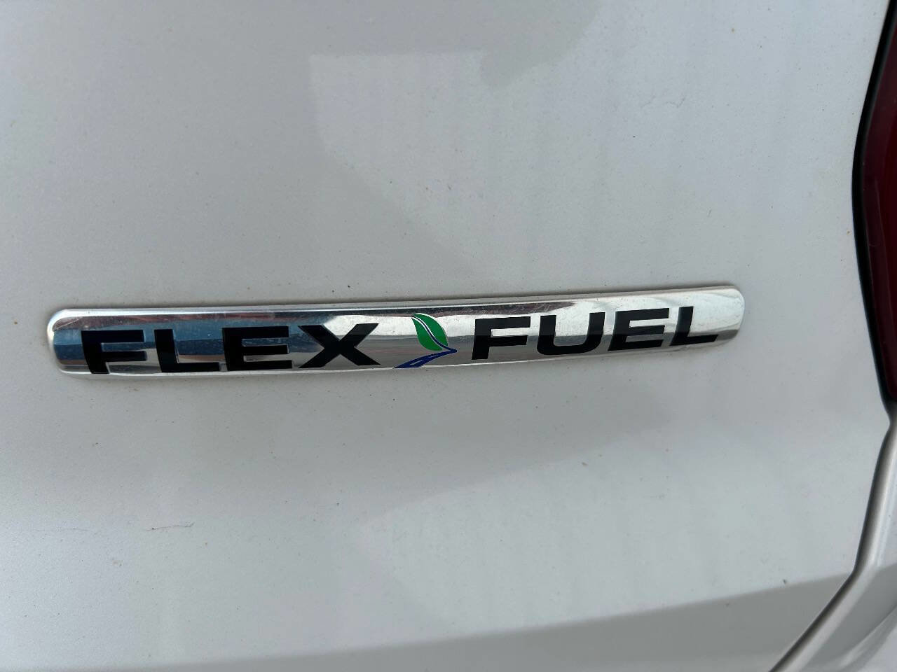 Used 2016 Ford Explorer Limited image 26