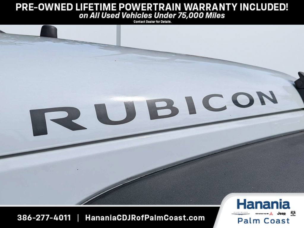 Used 2017 Jeep Wrangler Unlimited Rubicon w/ Connectivity Group AWD/4WD image 12