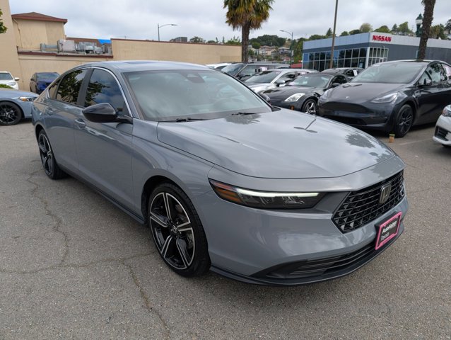 Used 2023 Honda Accord Sport video 3