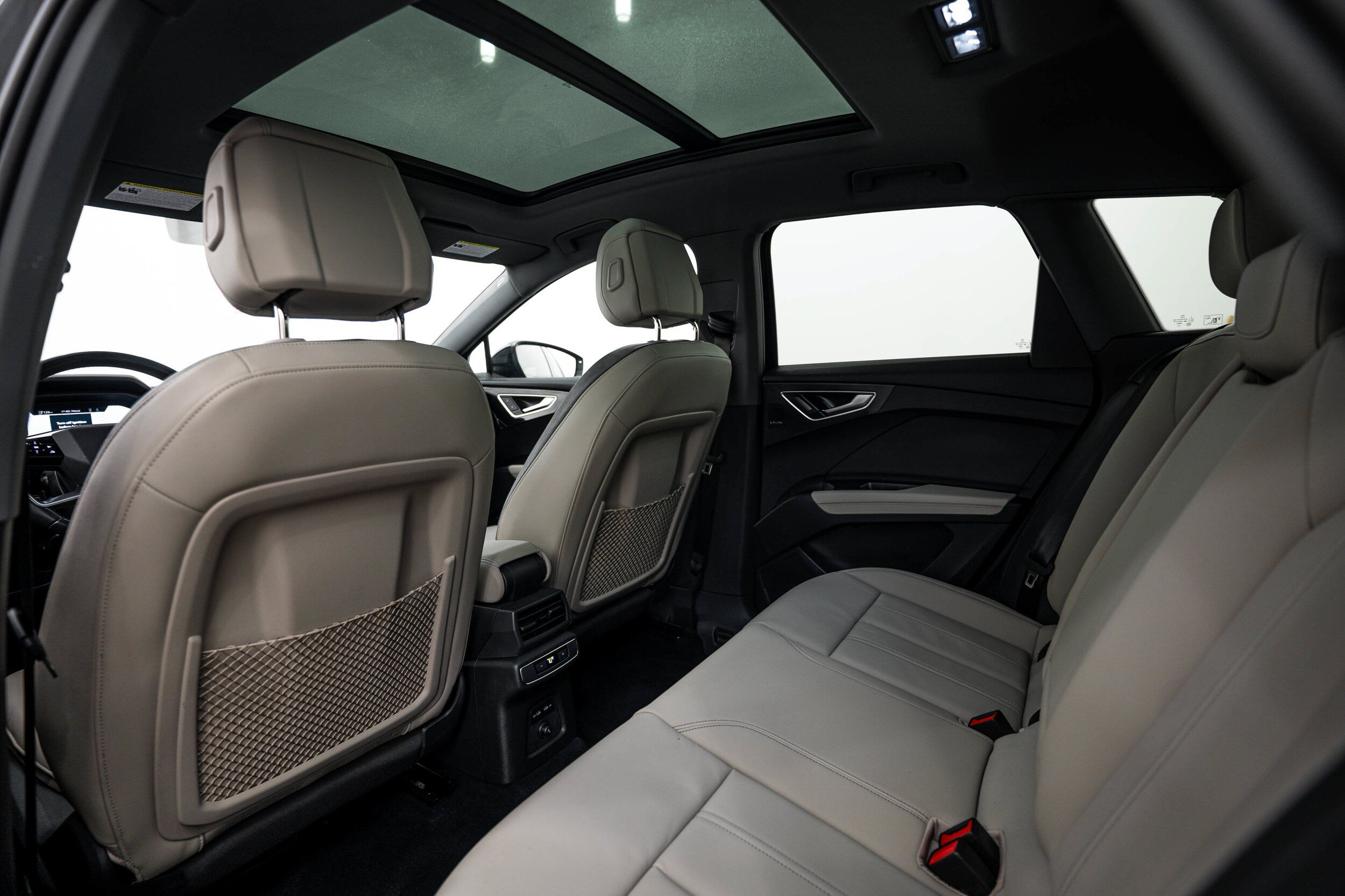 Certified 2023 Audi Q4 e-tron Prestige AWD/4WD image 16