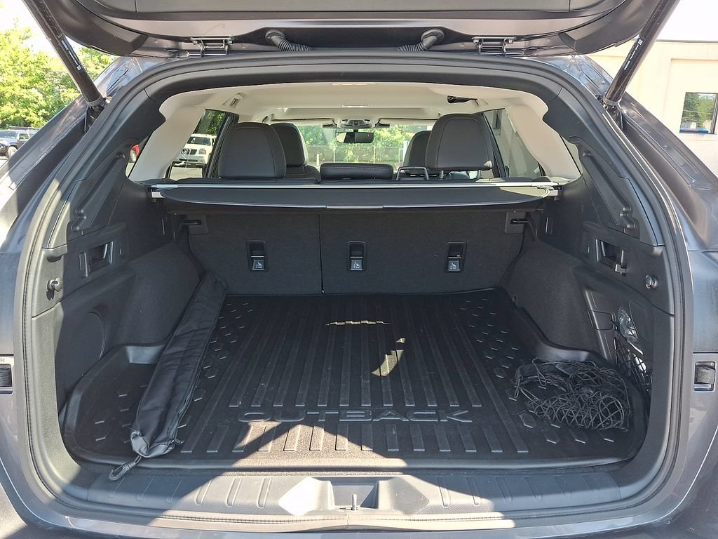 Used 2025 Subaru Outback Limited AWD/4WD image 29
