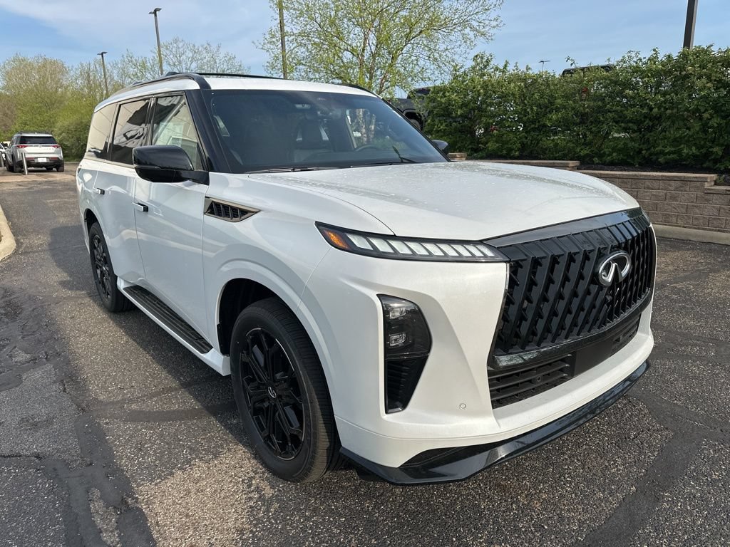 Certified 2026 INFINITI QX80 4WD w/ Sport Exterior Package image 7