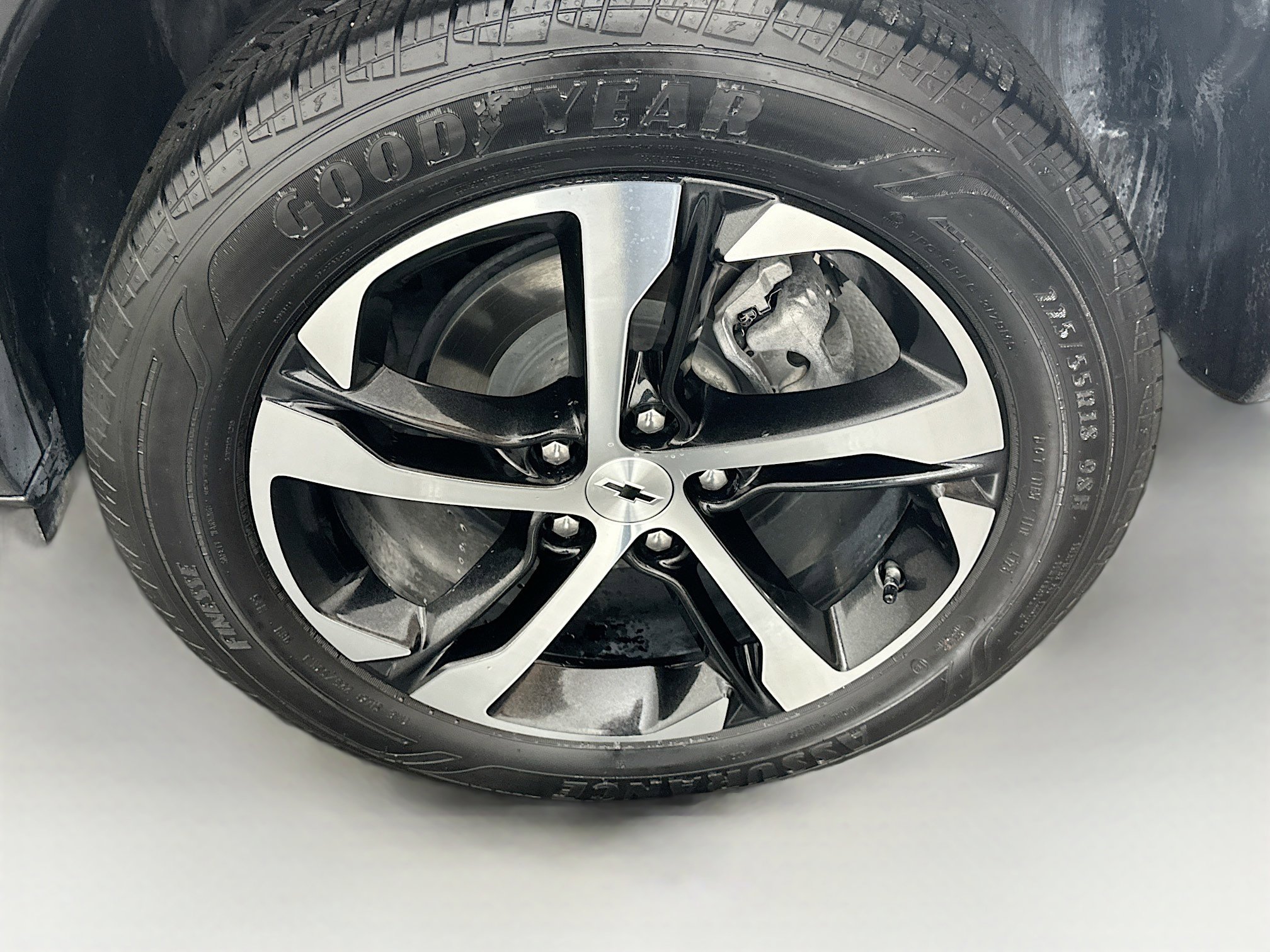 Used 2024 Chevrolet Trax RS w/ Driver Confidence Package FWD image 11