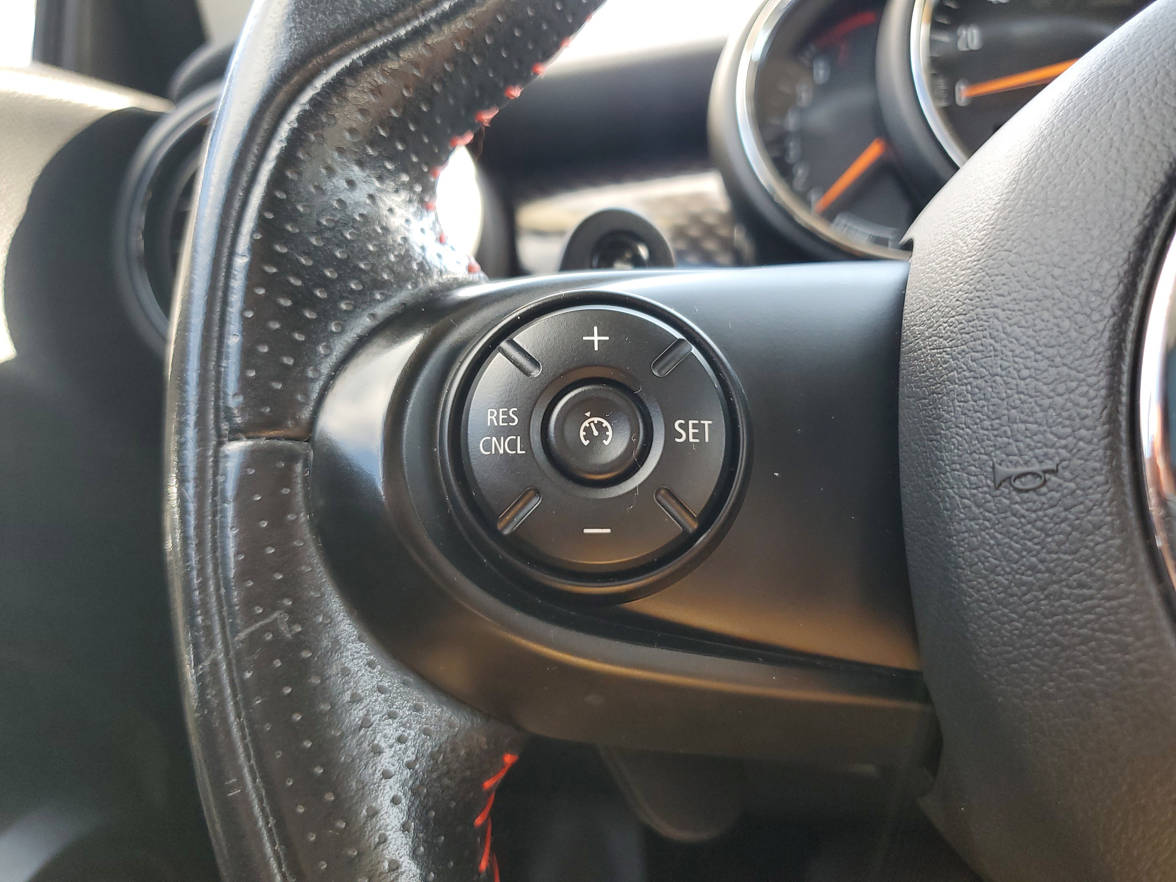 Used 2020 MINI Cooper S image 19