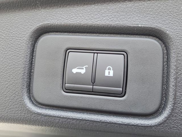 New 2026 Nissan Pathfinder SL image 13