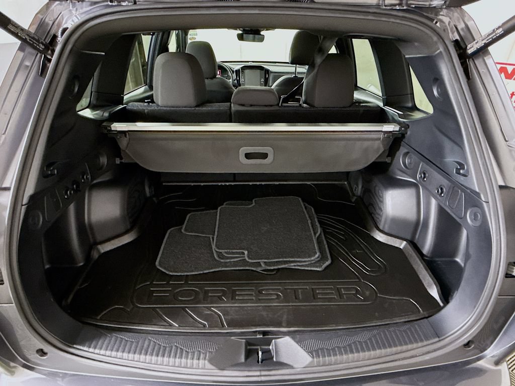 Certified 2025 Subaru Forester Premium AWD/4WD image 29