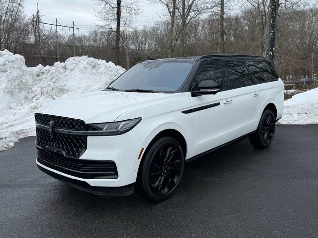 Used 2025 Lincoln Navigator L Black Label image 2